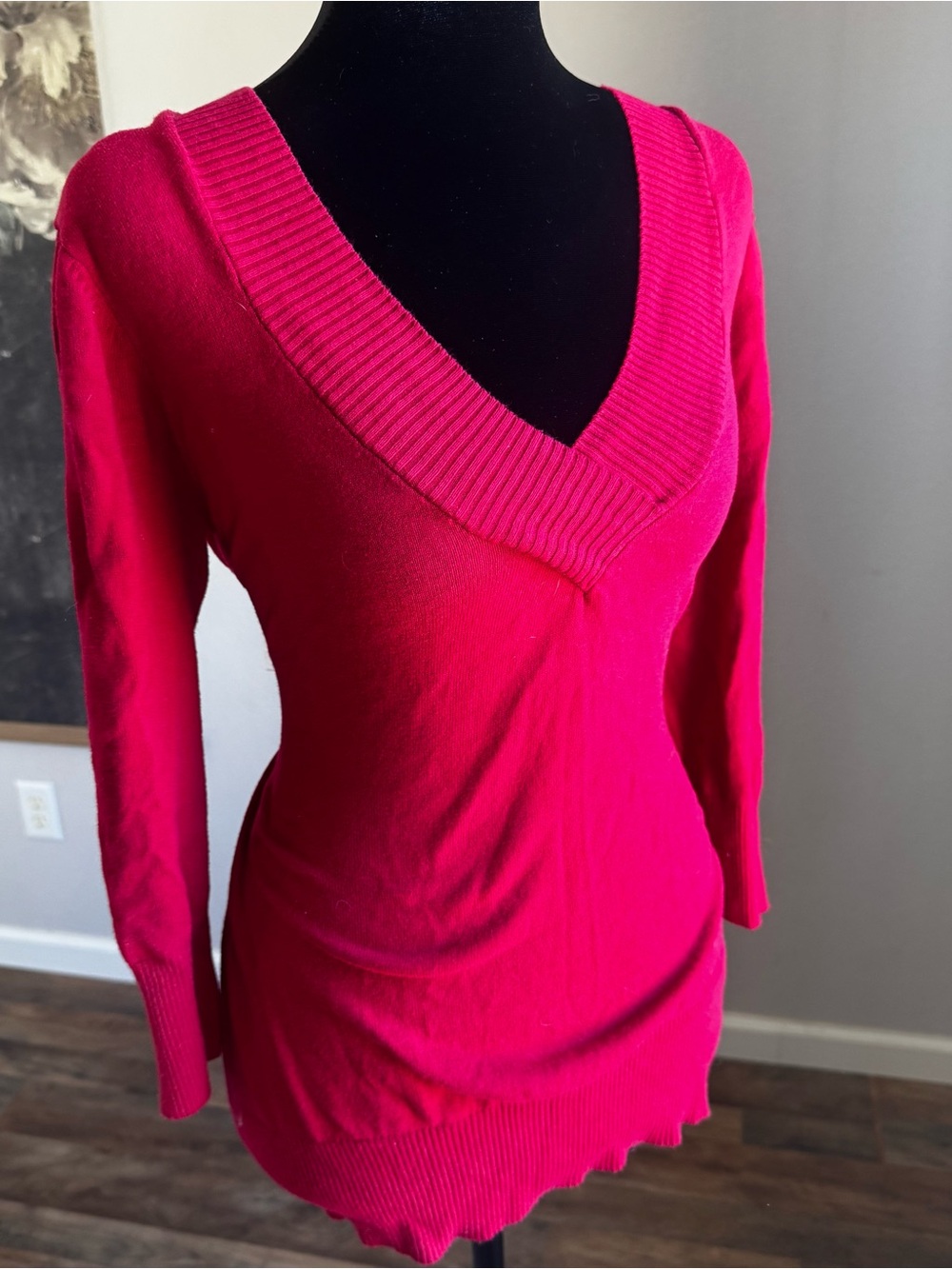 Women's V-Neck Long Sleeve Sweater - Red
